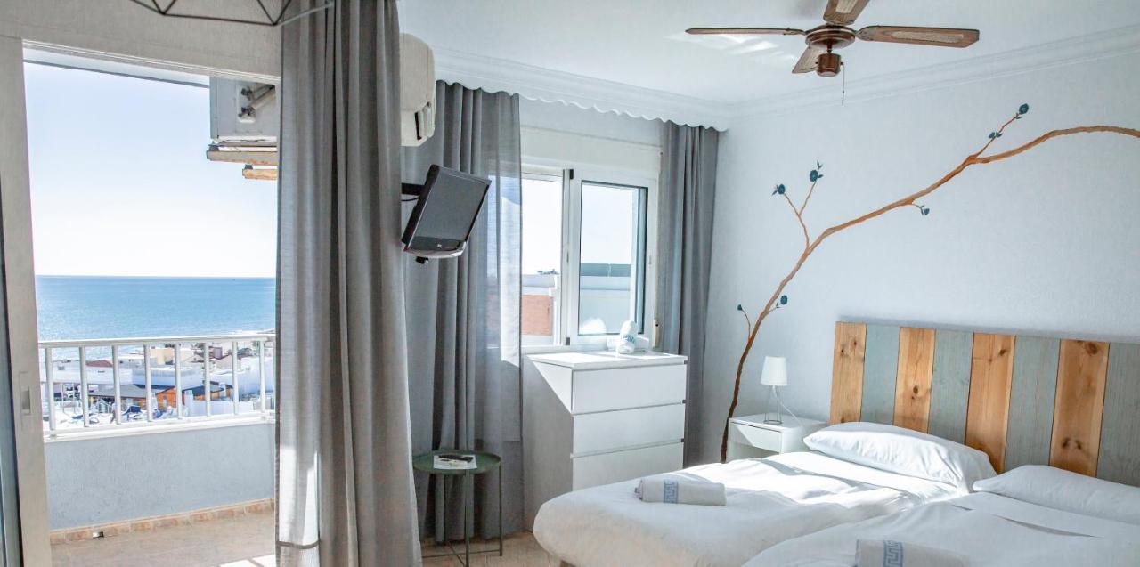 Palm Beach Club Apartamentos Carihuela ตอร์เรโมลิโนส ภายนอก รูปภาพ