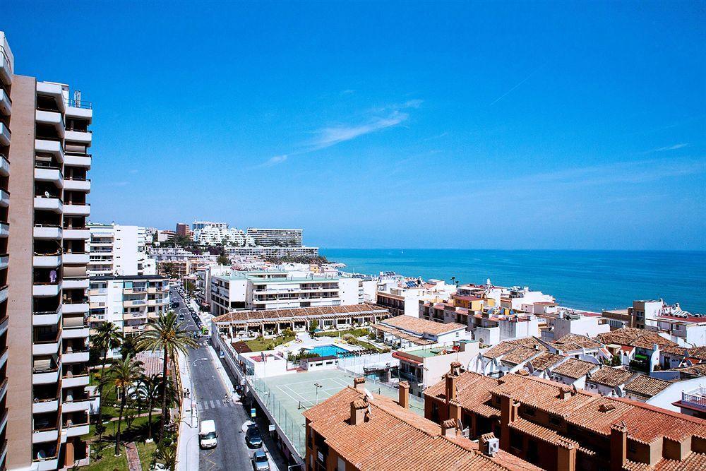 Palm Beach Club Apartamentos Carihuela ตอร์เรโมลิโนส ภายนอก รูปภาพ