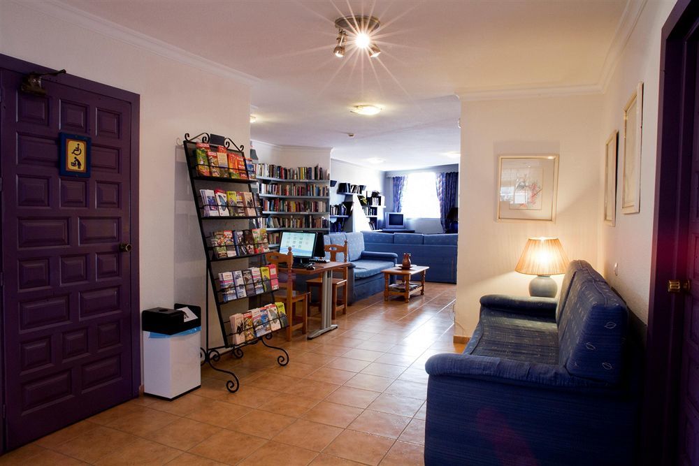 Palm Beach Club Apartamentos Carihuela ตอร์เรโมลิโนส ภายนอก รูปภาพ