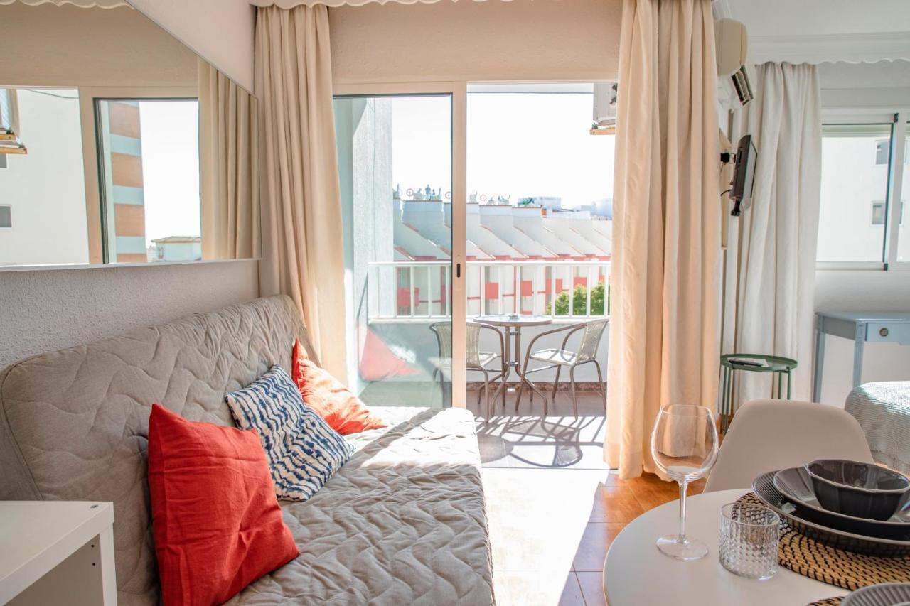 Palm Beach Club Apartamentos Carihuela ตอร์เรโมลิโนส ภายนอก รูปภาพ