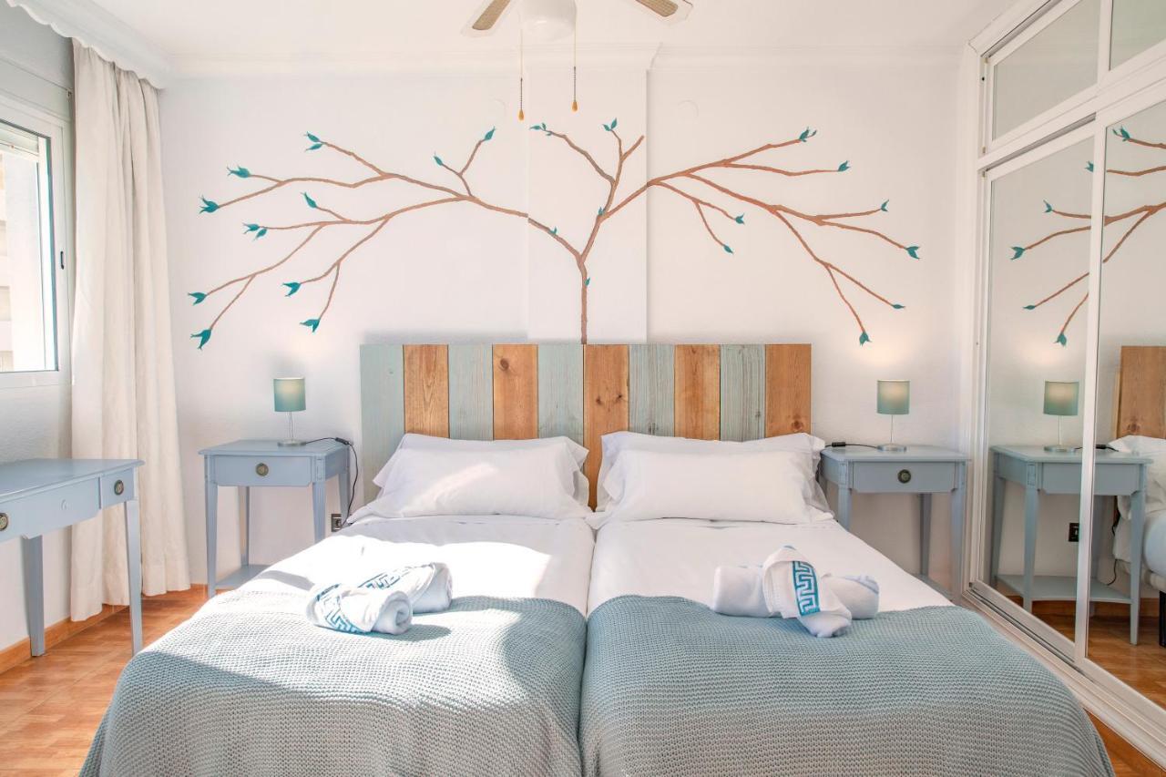 Palm Beach Club Apartamentos Carihuela ตอร์เรโมลิโนส ภายนอก รูปภาพ