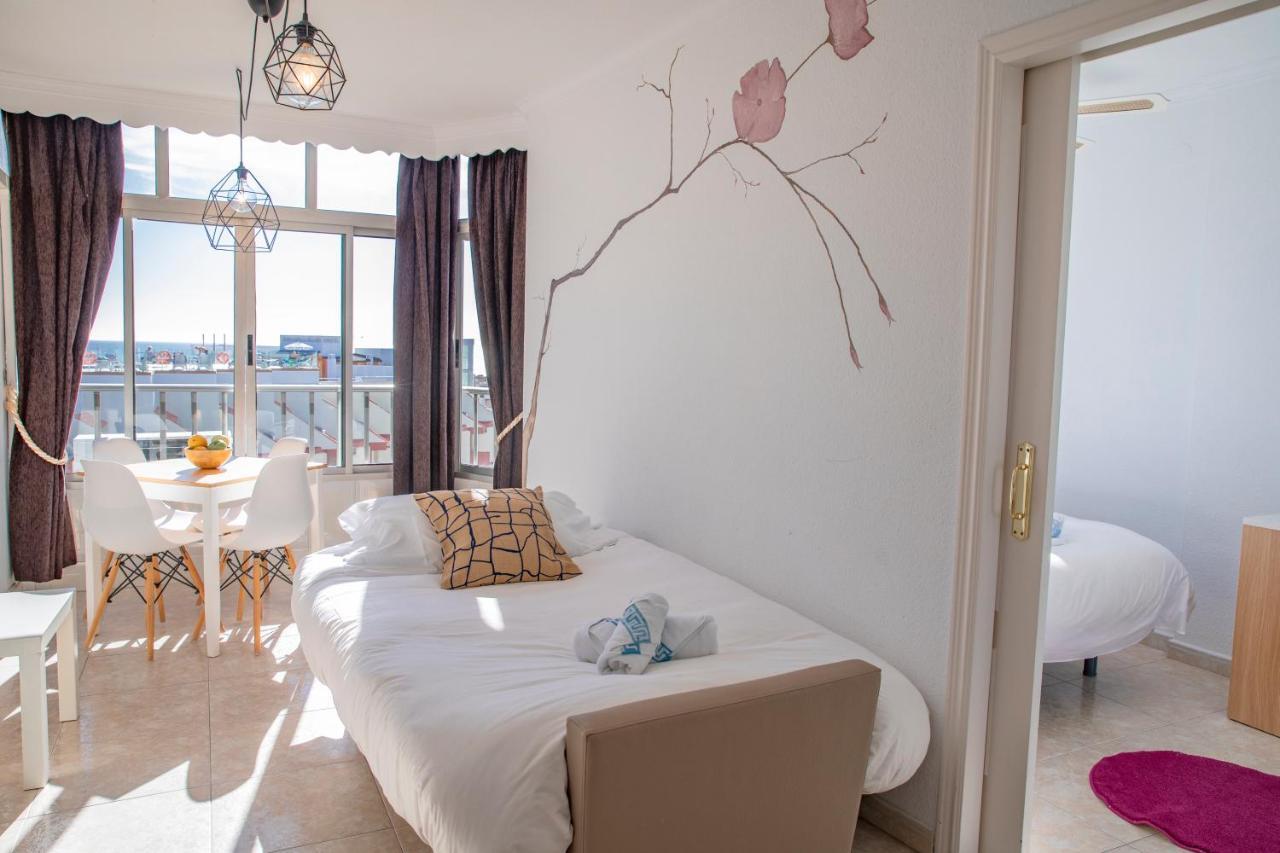 Palm Beach Club Apartamentos Carihuela ตอร์เรโมลิโนส ภายนอก รูปภาพ