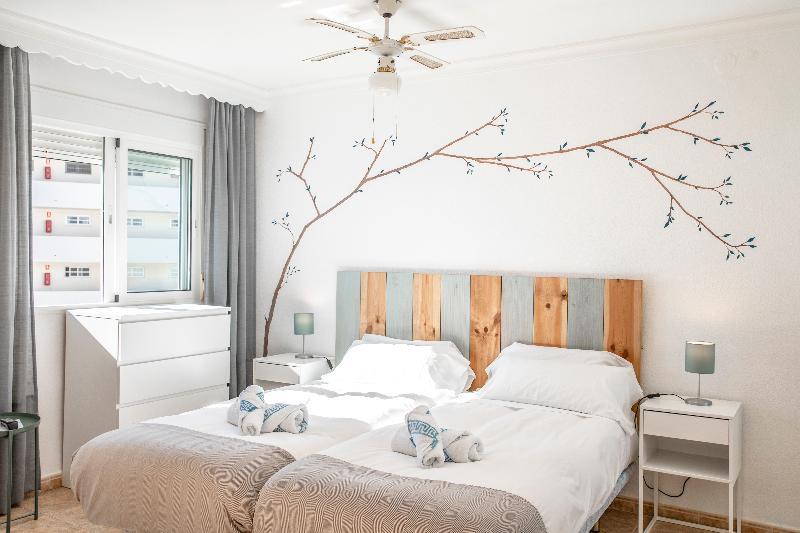 Palm Beach Club Apartamentos Carihuela ตอร์เรโมลิโนส ภายนอก รูปภาพ